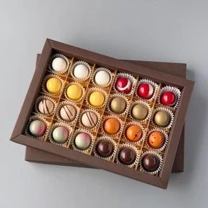 Набор на 24 шоколадные конфеты